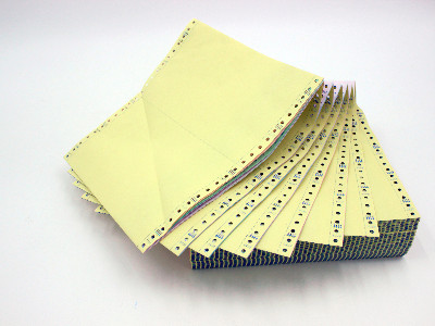 无碳复写纸会显色吗？显色的原理是什么，有哪些特点？